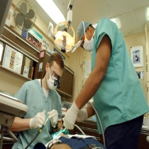 Tooth Implant Sydney Natural-looking Teeth Artificial Tooth Australia-http://toothimplantsydney.com.au