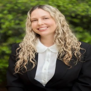 Sandra Ledesma – Associate Attorney